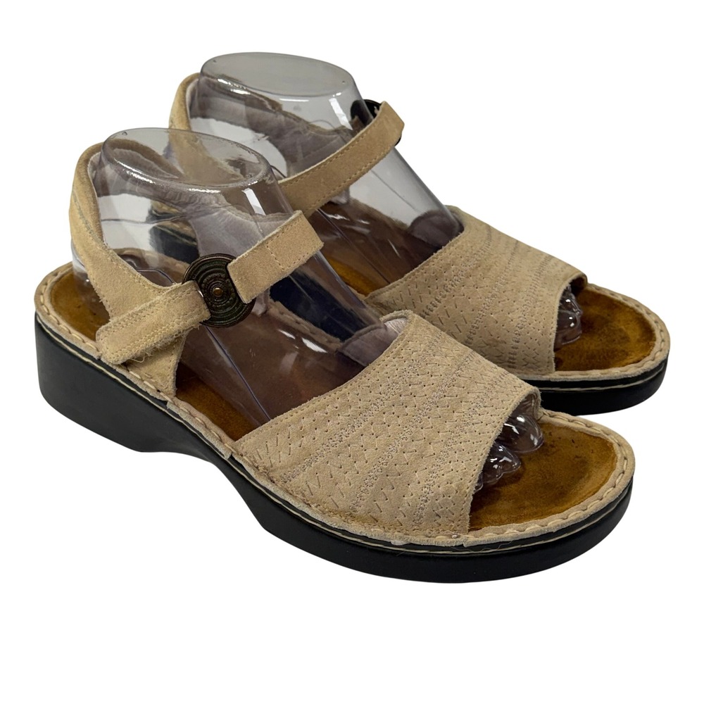 Naot Wedge‎ Sandals Womens 40 Beige Suede Ankle Strap Medallion Comfort Strappy